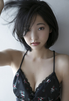 Rena Takeda Photo 7 of 8