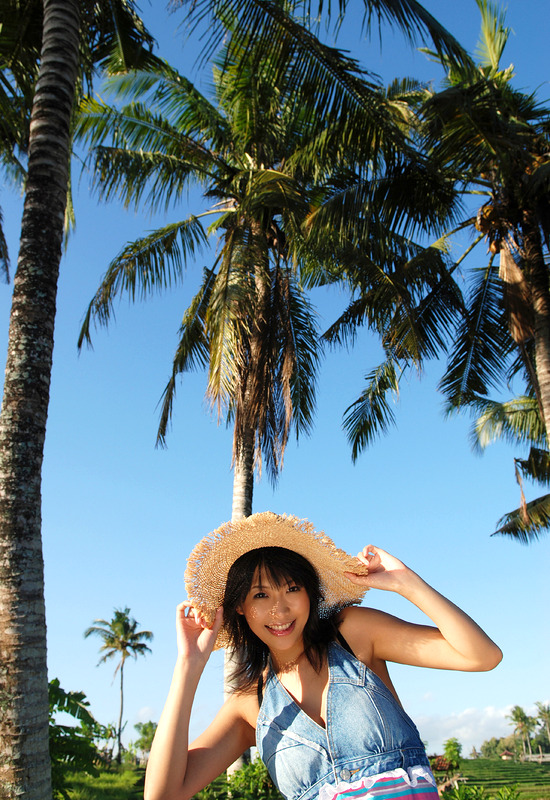 Sasa Handa in Island Native by All Gravure
