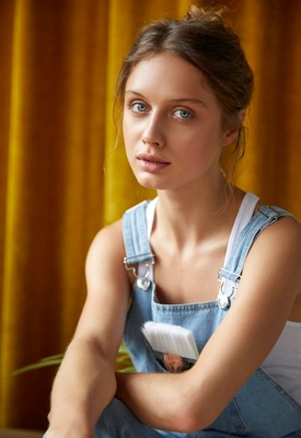 Amelie Lou in Passion For Painting