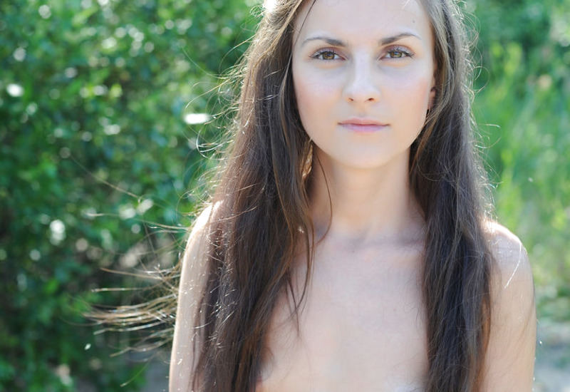 Zara C Photo 1 of 5
