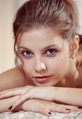 Emma Sweet Photo 1 of 8