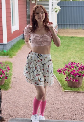 Cadance Shanti Photo 3 of 4