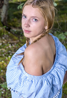 Presenting Sara by Amour Angels