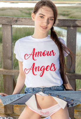 Ernesta in Poetry Passion by Amour Angels