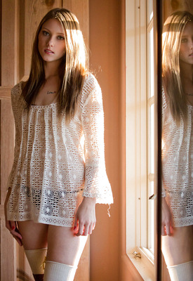 Shae Snow Photo 6 of 10