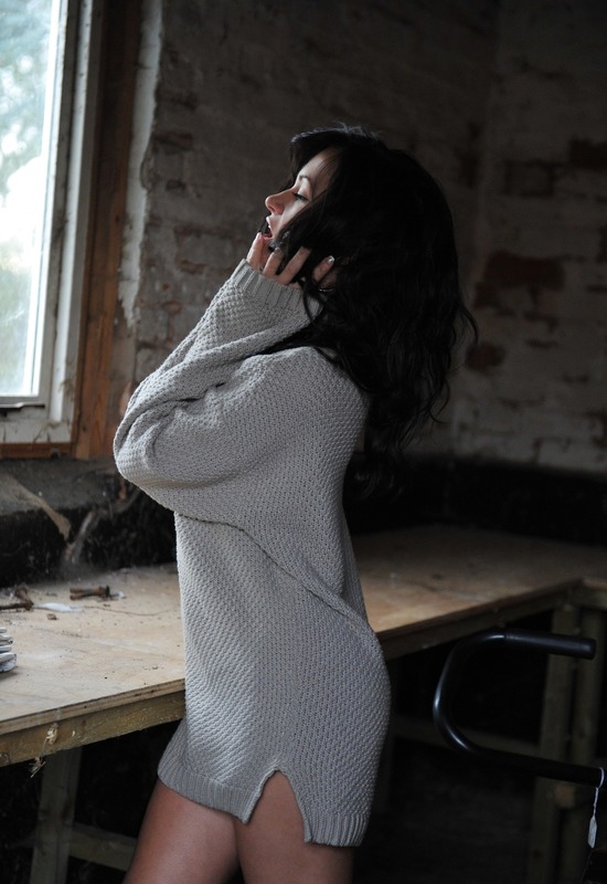 Tess Lyndon in Out House by Breath Takers