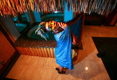 Aquarius Funkk shot by Bob Coulter at Crazy Babe