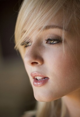 Kenze Thomas Photo 16 of 17