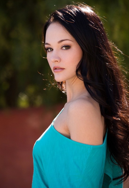 Logan Drae by Digital Desire