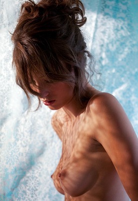 Malena Morgan Photo 5 of 16