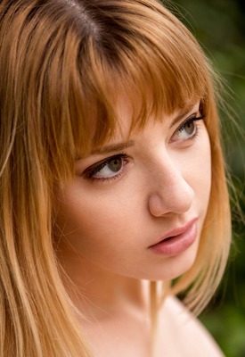 Lena Anderson Photo 17 of 20