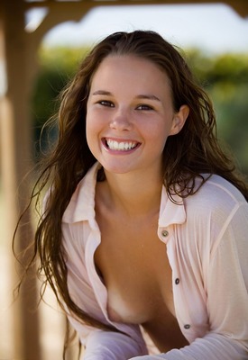 Aria in Beach Beauty by Domai