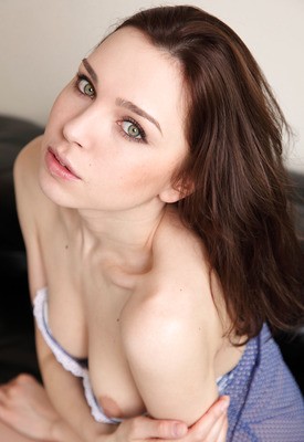 Anita E Photo 1 of 12