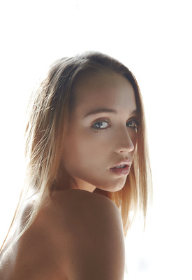 Zara in Del Sol by Errotica Archives