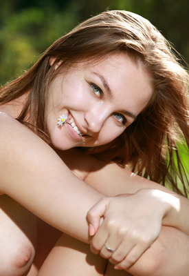 Izabel A Photo 18 of 18