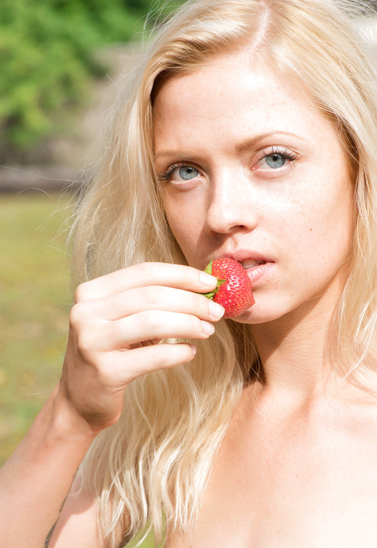 Presenting Camelia by Errotica Archives