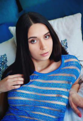 Dita V Photo 7 of 20