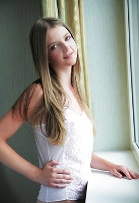 Annette in Premiere by Femjoy