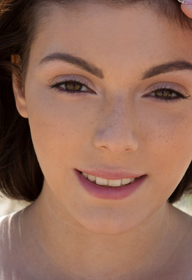 Celine T Photo 1 of 4