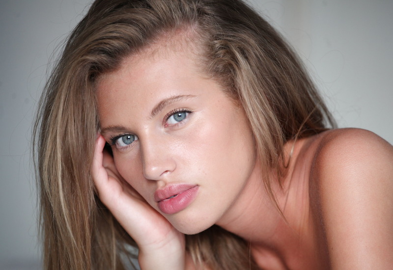 Katia Martin Photo 8 of 9