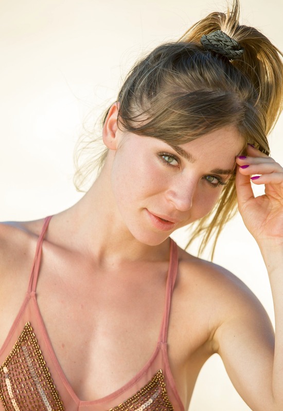 Natalia E in Paradise by Femjoy