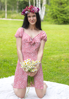 Posy in In The Field by Femjoy - 1 of 16