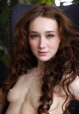 Alice Mido in Dreamy by Femjoy