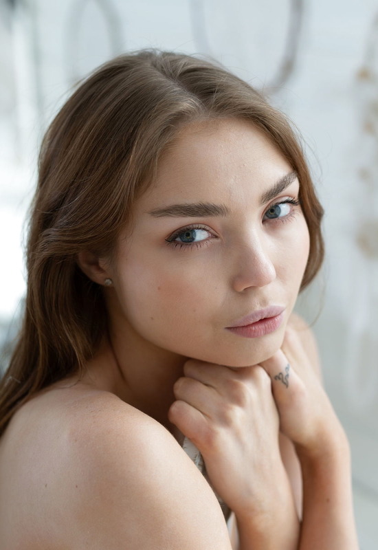 Kate K in Daydream by Femjoy