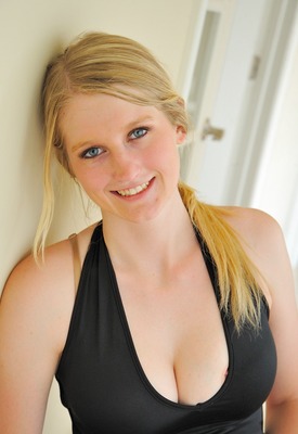 Mandy Snyder Photo 15 of 18