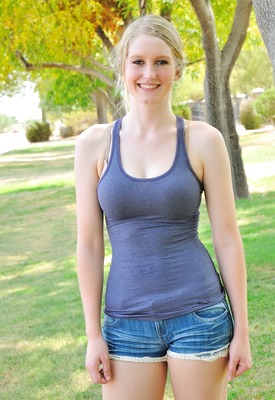 Mandy Snyder Photo 4 of 18