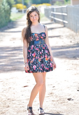 First Time Poser Shannon Playing With Her Veggies in Public by FTV Girls