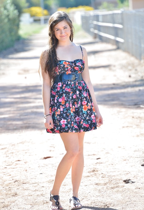 First Time Poser Shannon Playing With Her Veggies in Public by FTV Girls