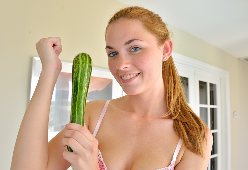 Bailey Rayne Photo 1 of 17