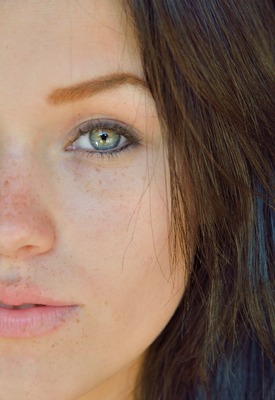 Megan Rain Photo 8 of 11