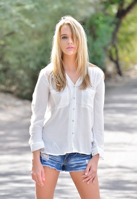 Kenna James Photo 6 of 20