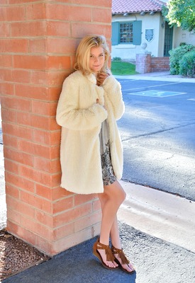 Arya Fae Photo 2 of 12