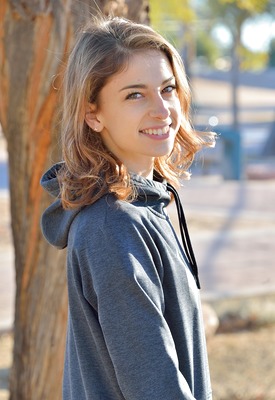 Kristen Scott Photo 12 of 13