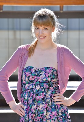 Dolly Leigh Photo 9 of 12