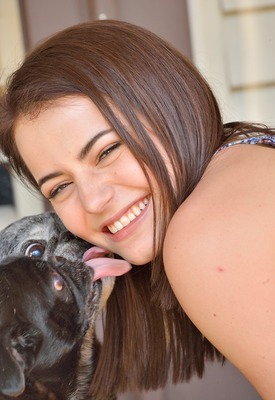 Kylie Quinn Photo 7 of 13