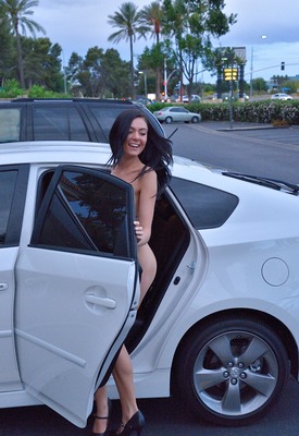 Marley Brinx Photo 16 of 16