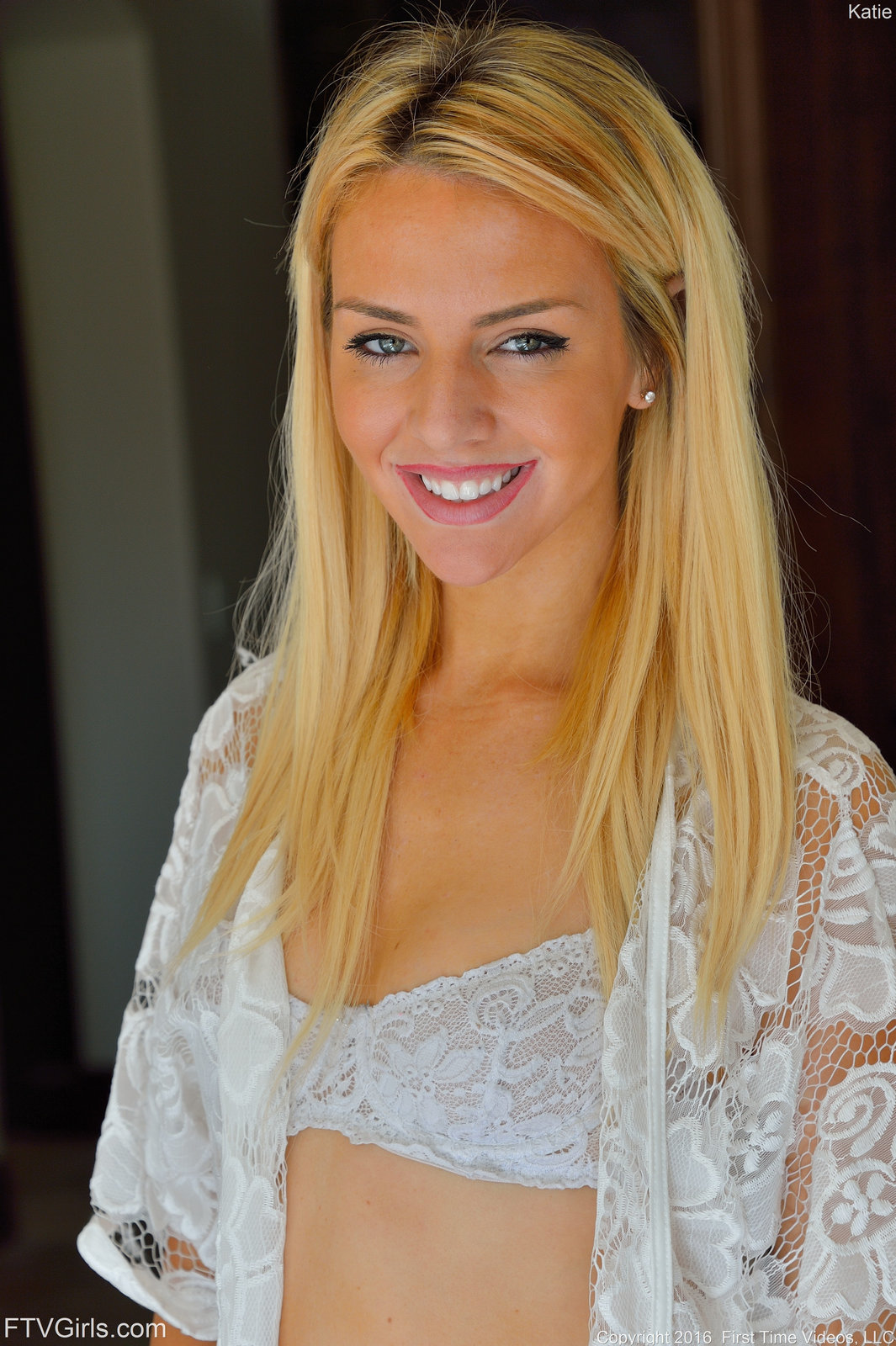 Xxx flexy girl small