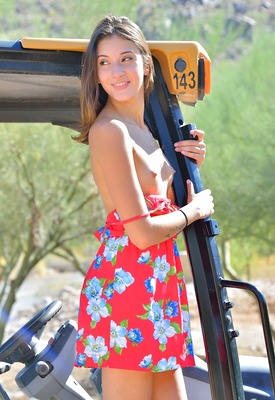 Roxy Raine Photo 4 of 12