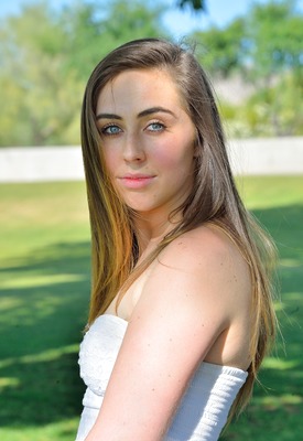 Lexi Lovell Photo 9 of 9