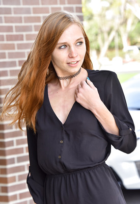 Ava Parker Photo 1 of 4