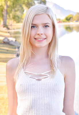 Jocelyn Sweets Photo 3 of 6
