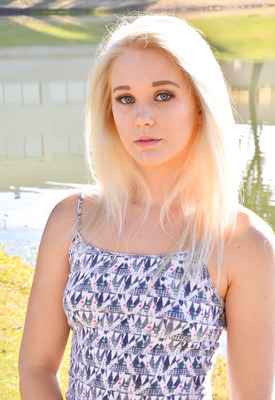 Lexi Luv Photo 4 of 12