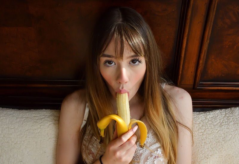 Michelle Anthony Photo 6 of 7