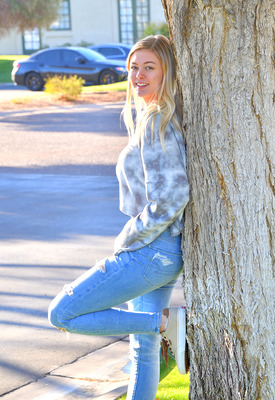 Amber Moore Photo 7 of 14