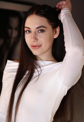 Emma Evans by Goddess Nudes - 2 of 12