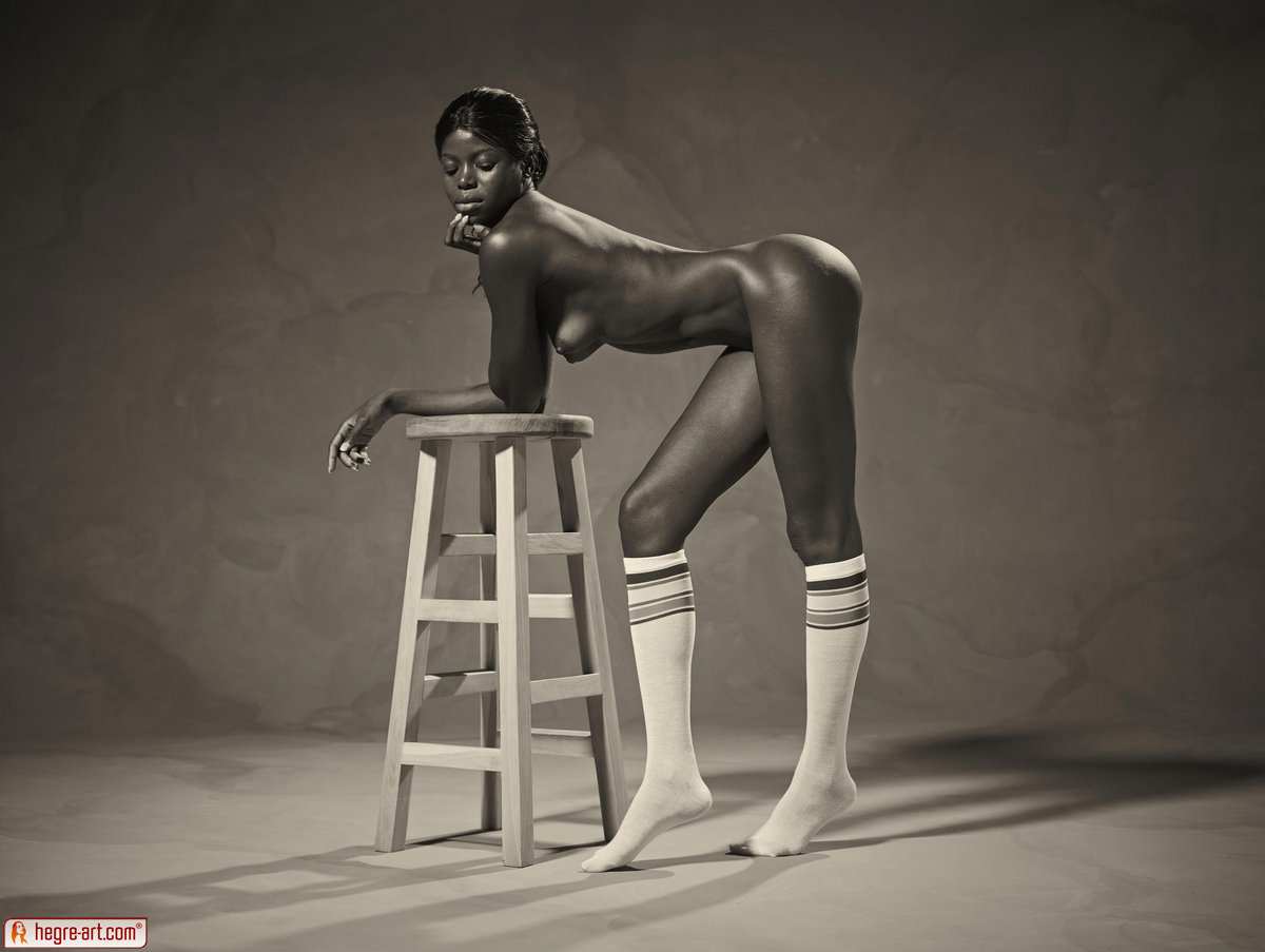 Ebony Goddess Simone Shows Athletic Body in Classic Nudes by Hegre-Art.